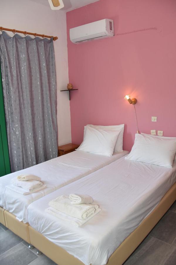 Metapontis Studios Symi Bagian luar foto